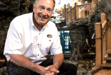 Johnny Morris Net Worth