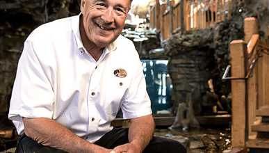Johnny Morris Net Worth